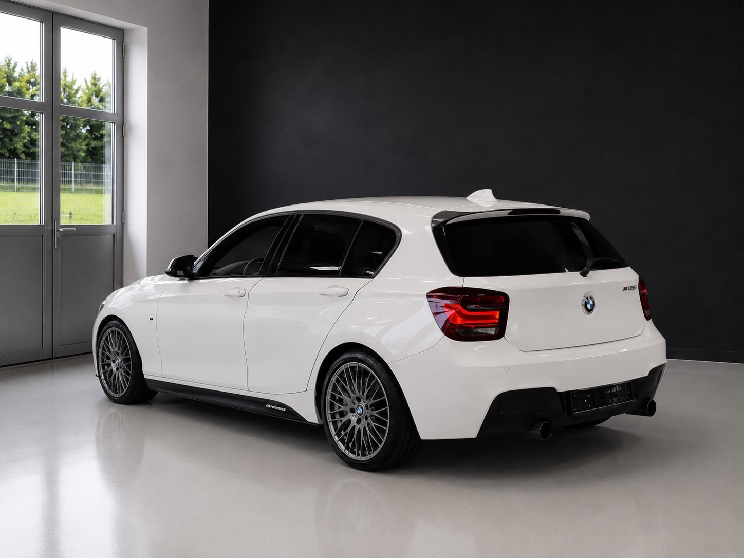 BMW M135i xDrive | M Performance Auspuffanlage | CH-Fahrzeug