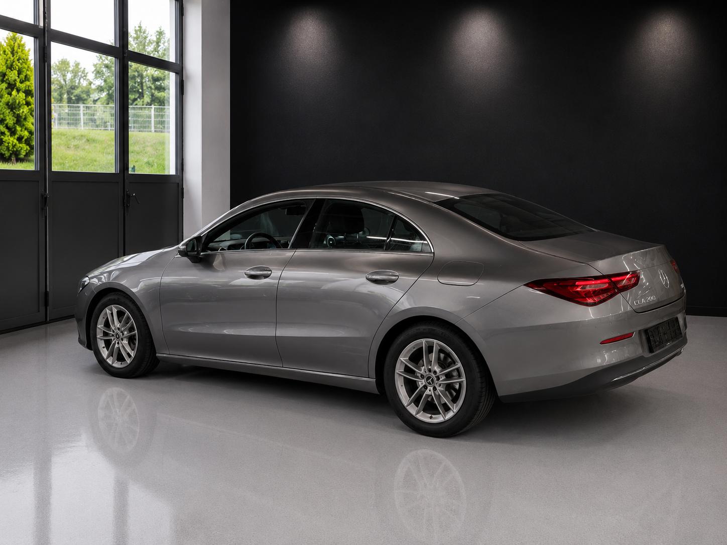 MERCEDES-BENZ CLA 180 d 7G-DCT