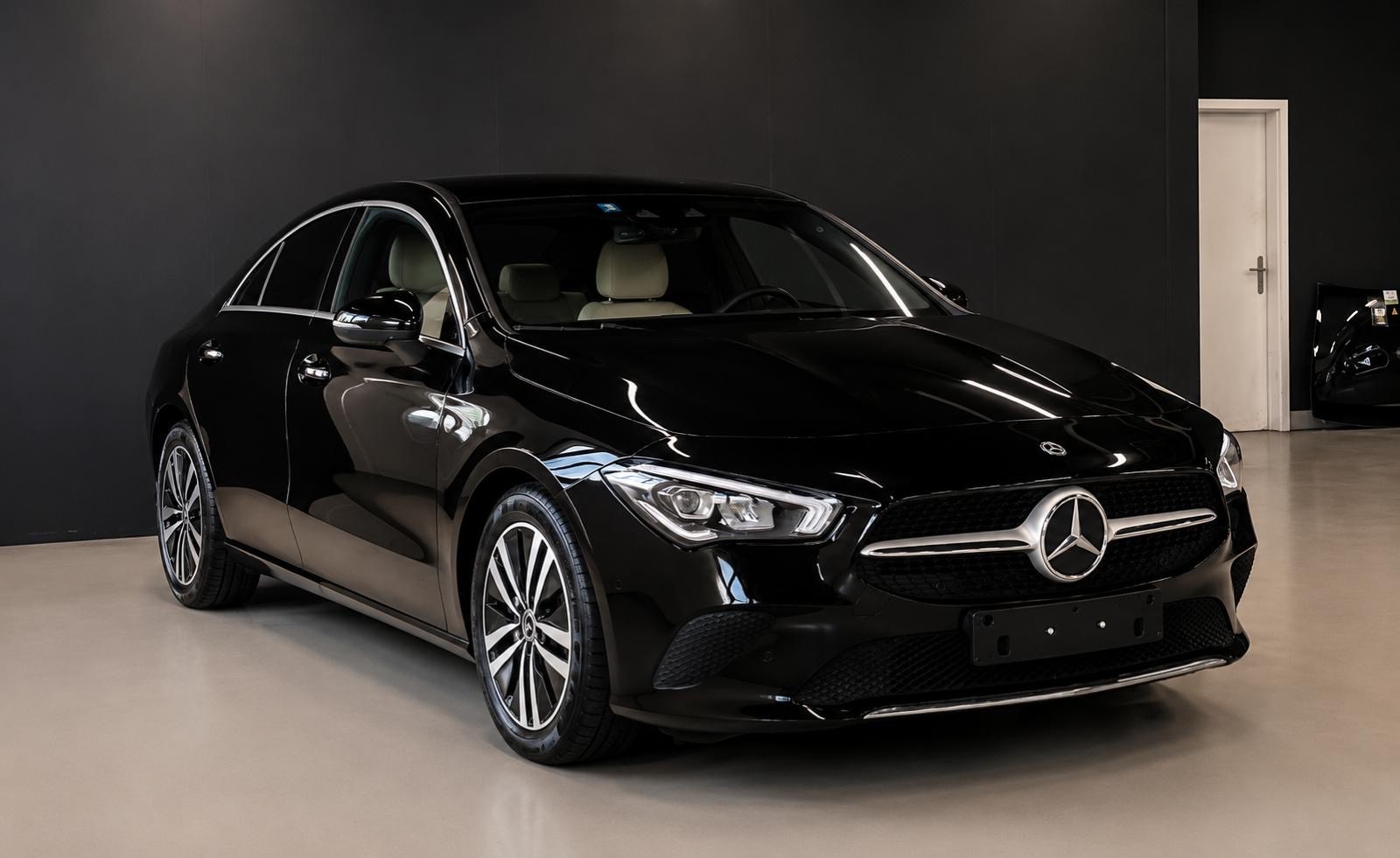 MERCEDES-BENZ CLA 200 | Apple CarPlay | Digital Cockpit | Luxus Interieur