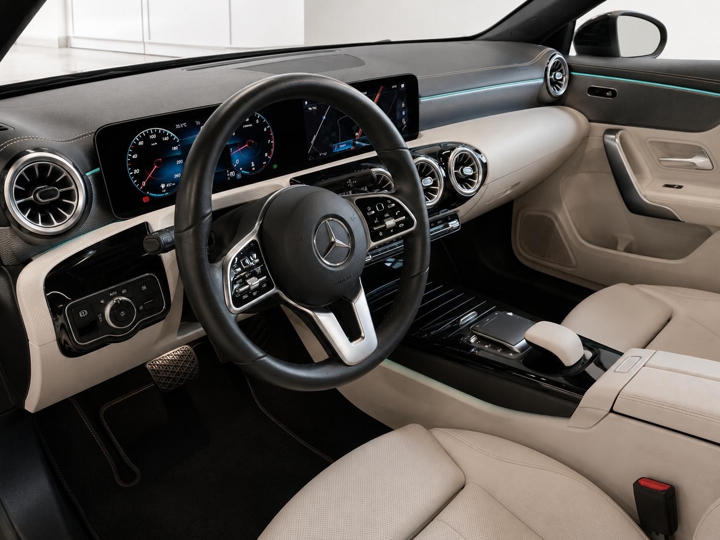 MERCEDES-BENZ CLA 200 | Apple CarPlay | Digital Cockpit | Luxus Interieur