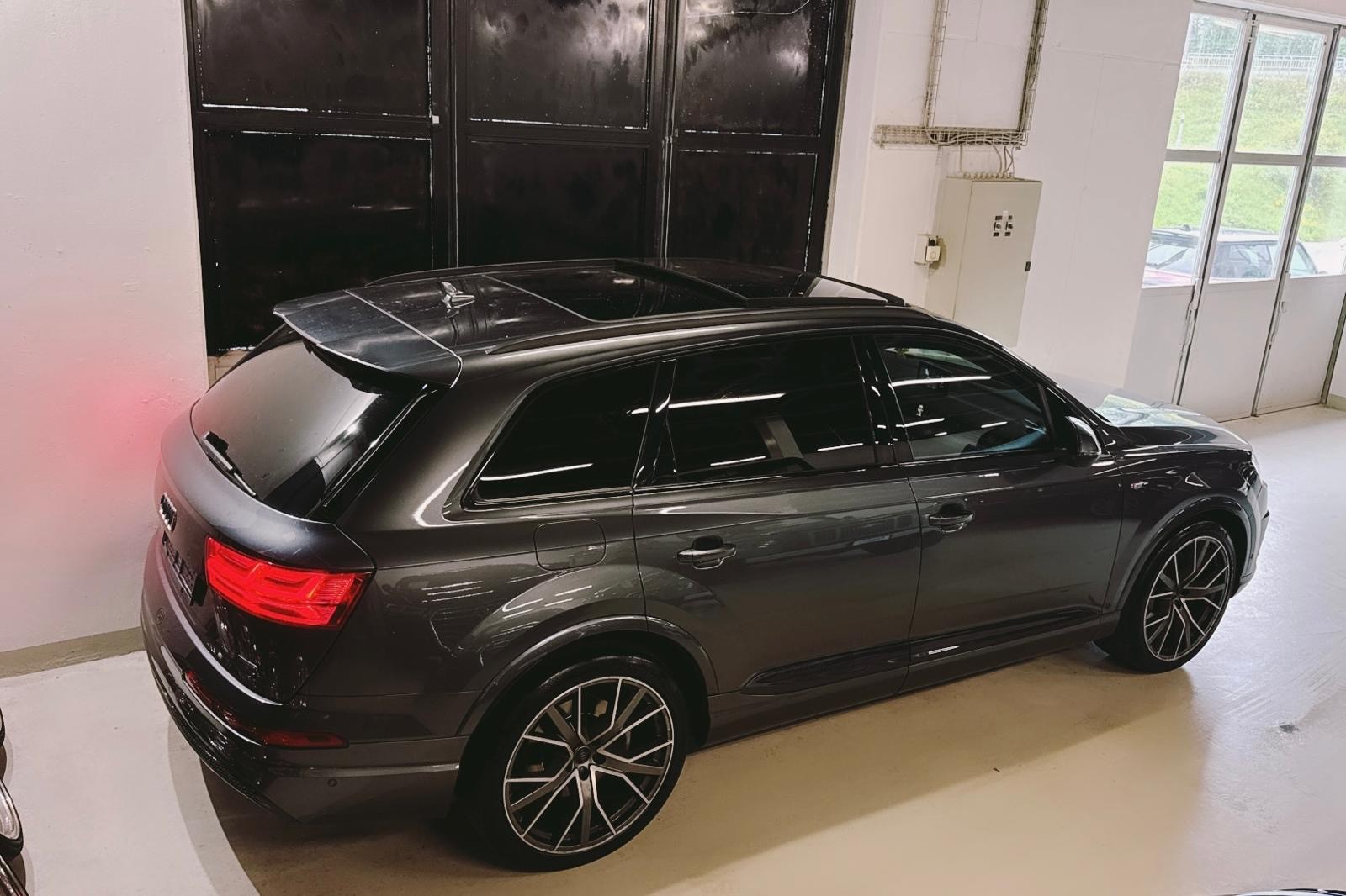 AUDI Q7 3.0 TDI ultra quattro tiptronic