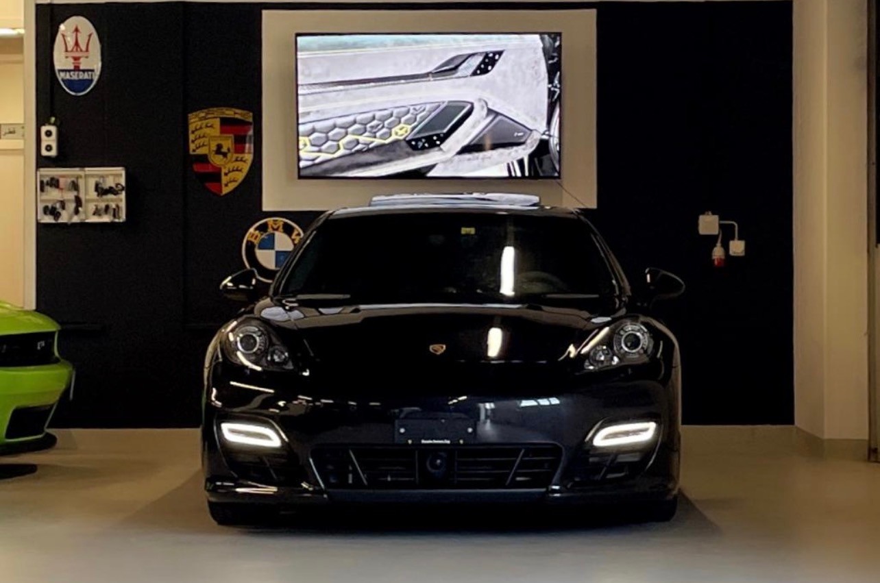 PORSCHE Panamera GTS 4.8 PDK