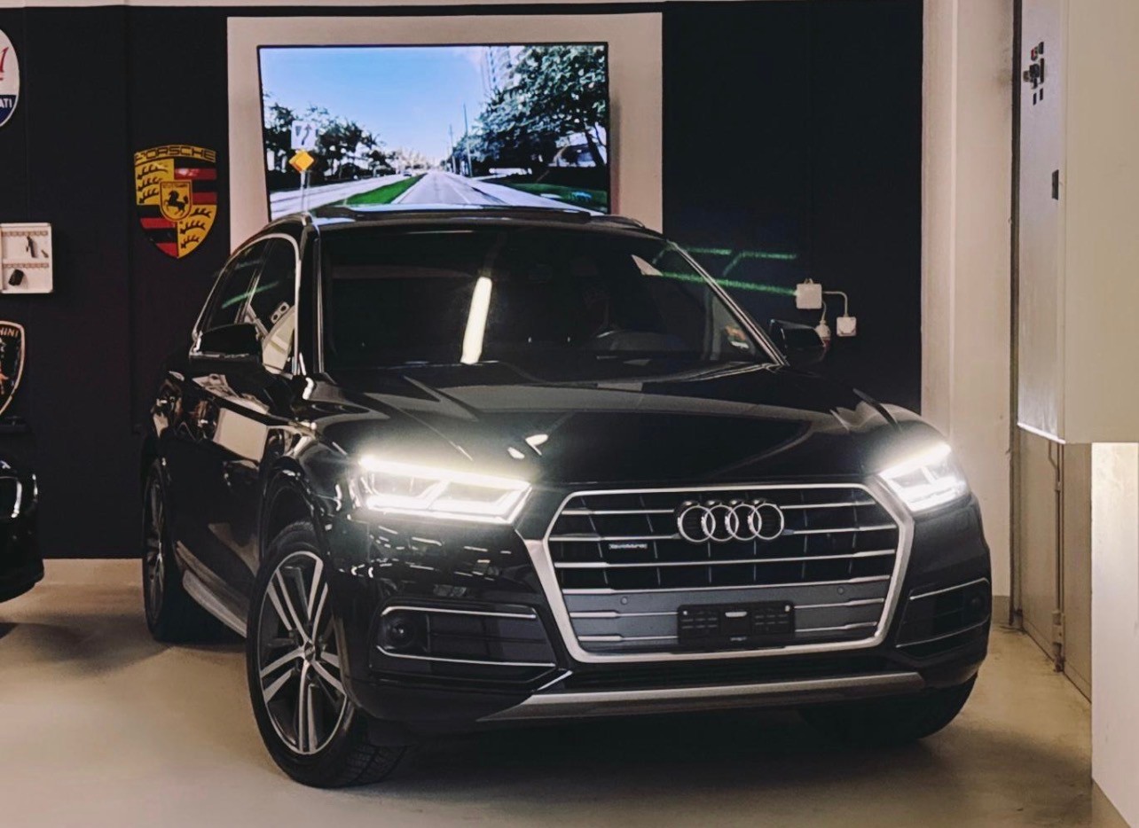 AUDI Q5 3.0 TDI sport quattro tiptronic