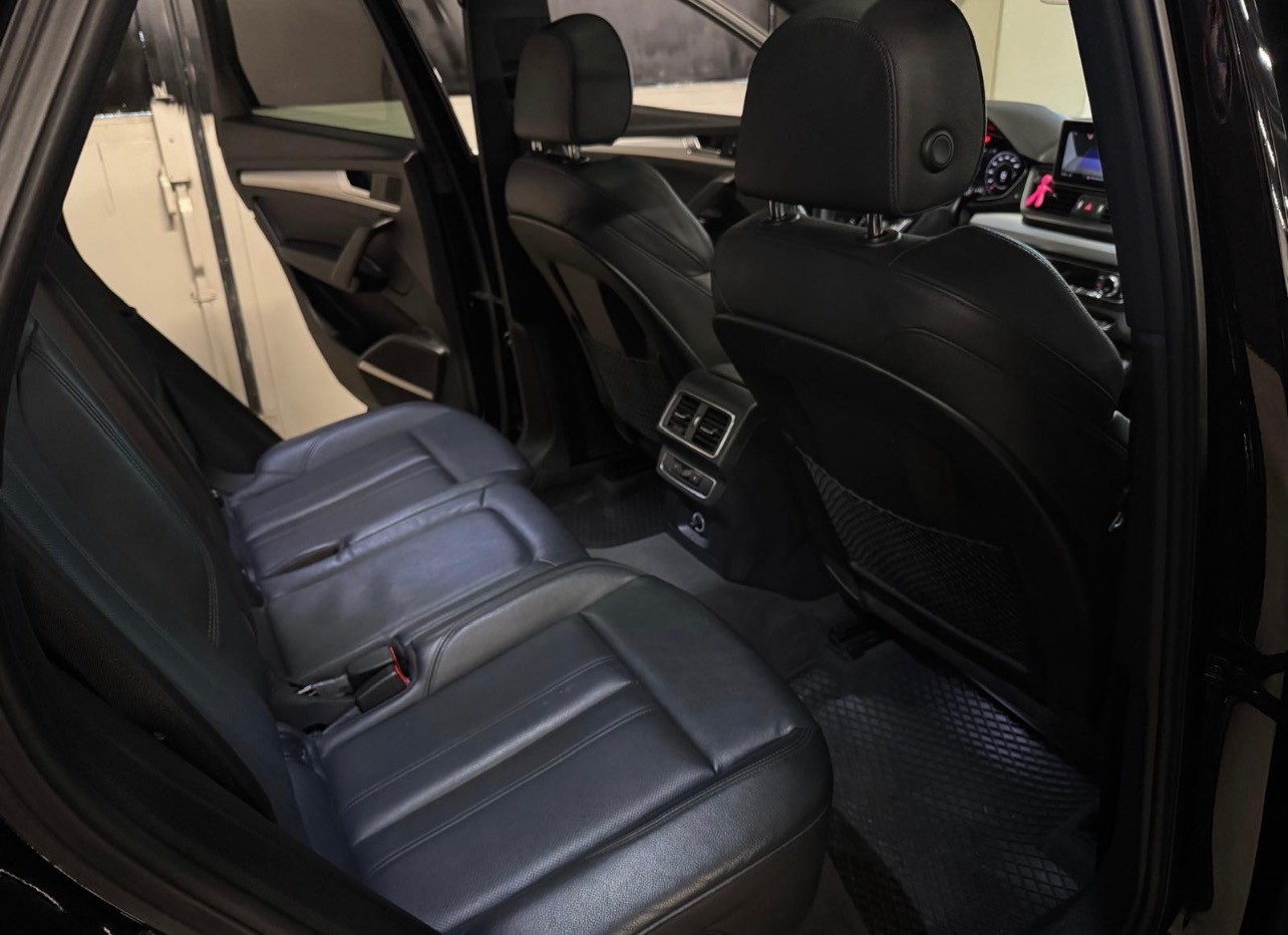 AUDI Q5 3.0 TDI sport quattro tiptronic