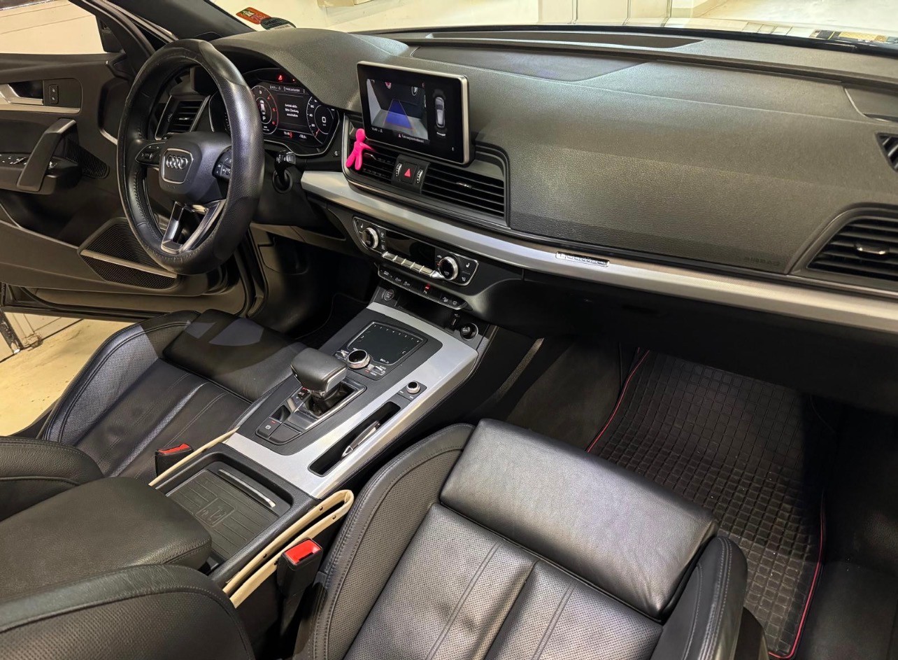 AUDI Q5 3.0 TDI sport quattro tiptronic