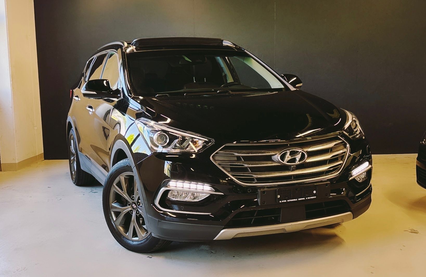 HYUNDAI Santa Fe 2.2 CRDI Amplia 4WD Automatic