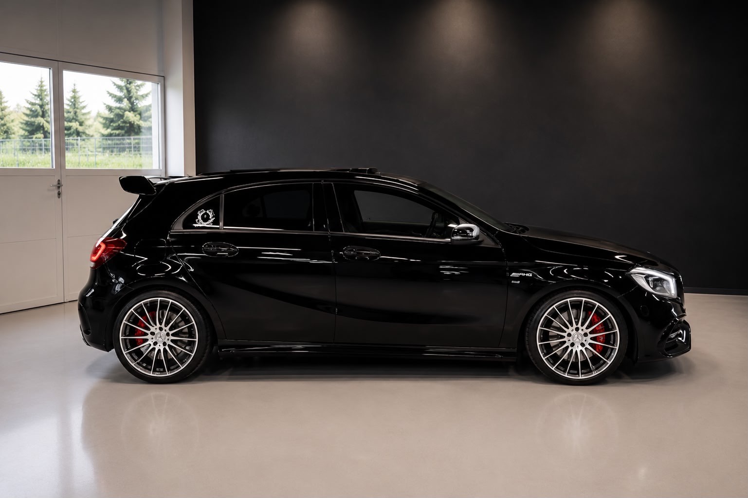 MERCEDES-BENZ A45 AMG 4Matic Speedshift 7G-DCT | Panorama | CH Fahrzeug