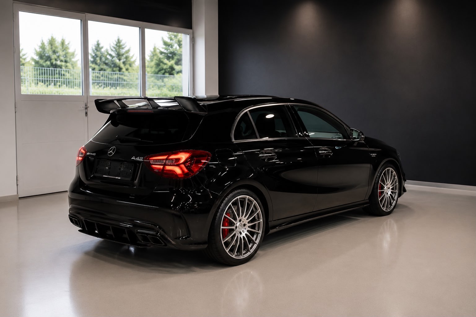 MERCEDES-BENZ A45 AMG 4Matic Speedshift 7G-DCT | Panorama | CH Fahrzeug