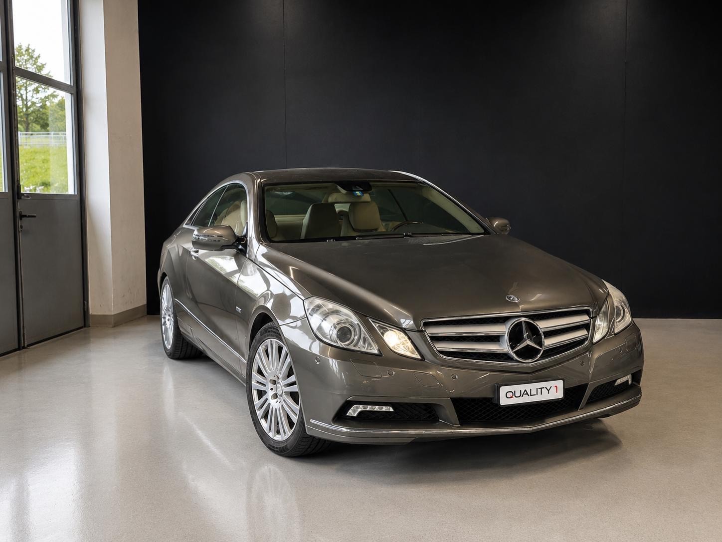 MERCEDES-BENZ E 350 CGI BlueEfficiency 7G-Tronic